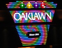 oaklawn_Neon